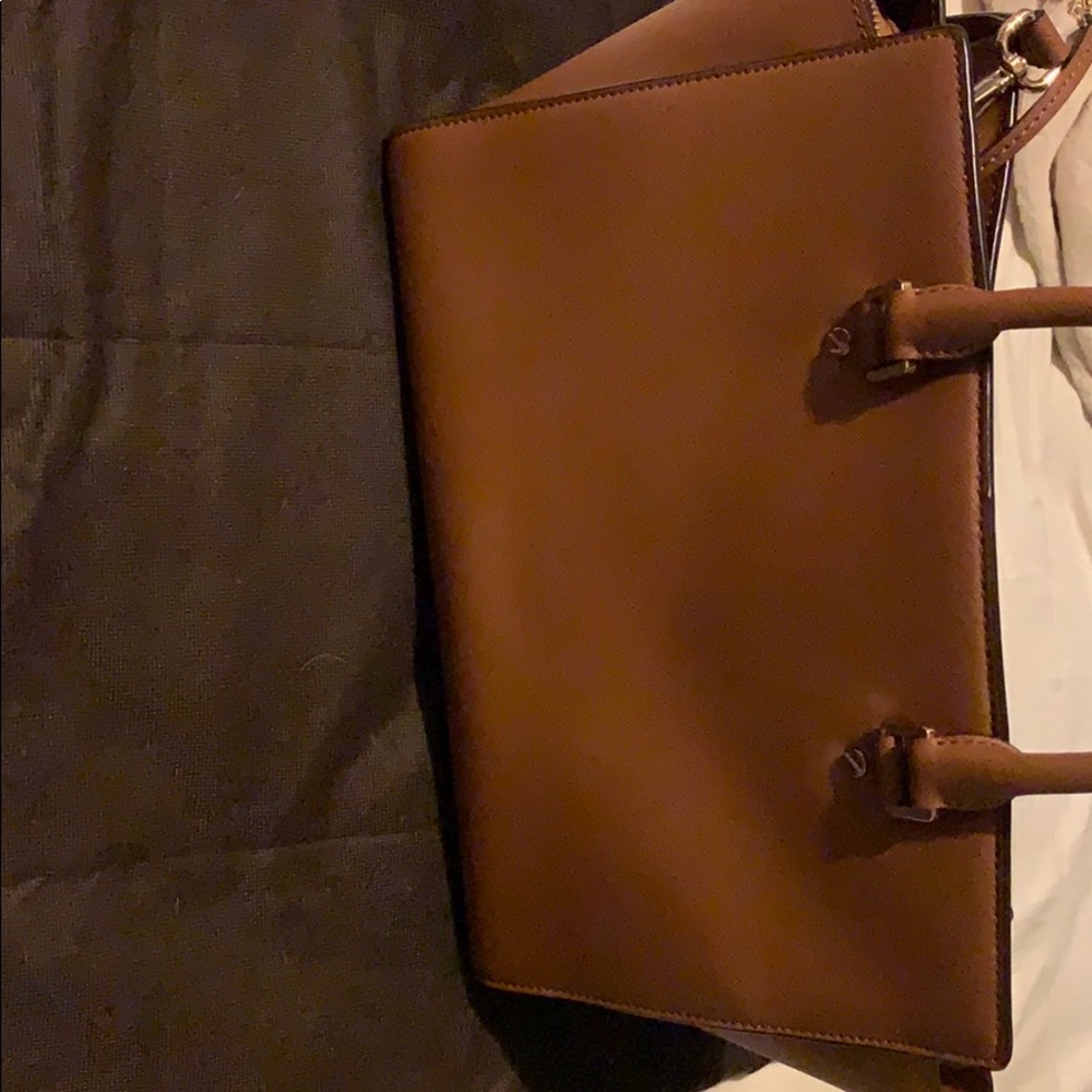 Michael Kors purse - Picture 7 of 8